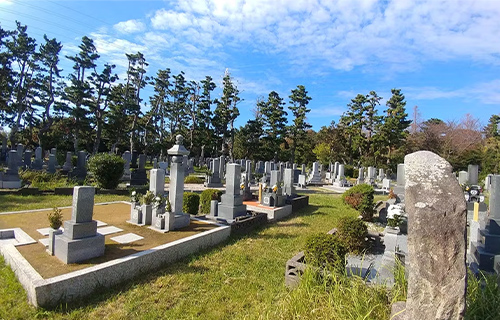 静岡県・愛知県で葬儀・葬式・家族葬をお探しなら家族葬のトワーズ 豊橋市営 向山霊苑のイメージ画像