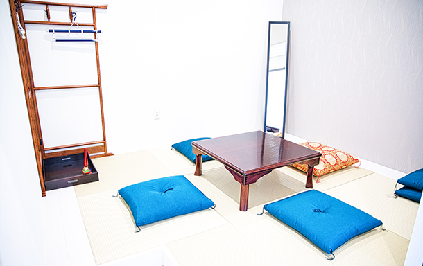 磐田豊田の内観写真