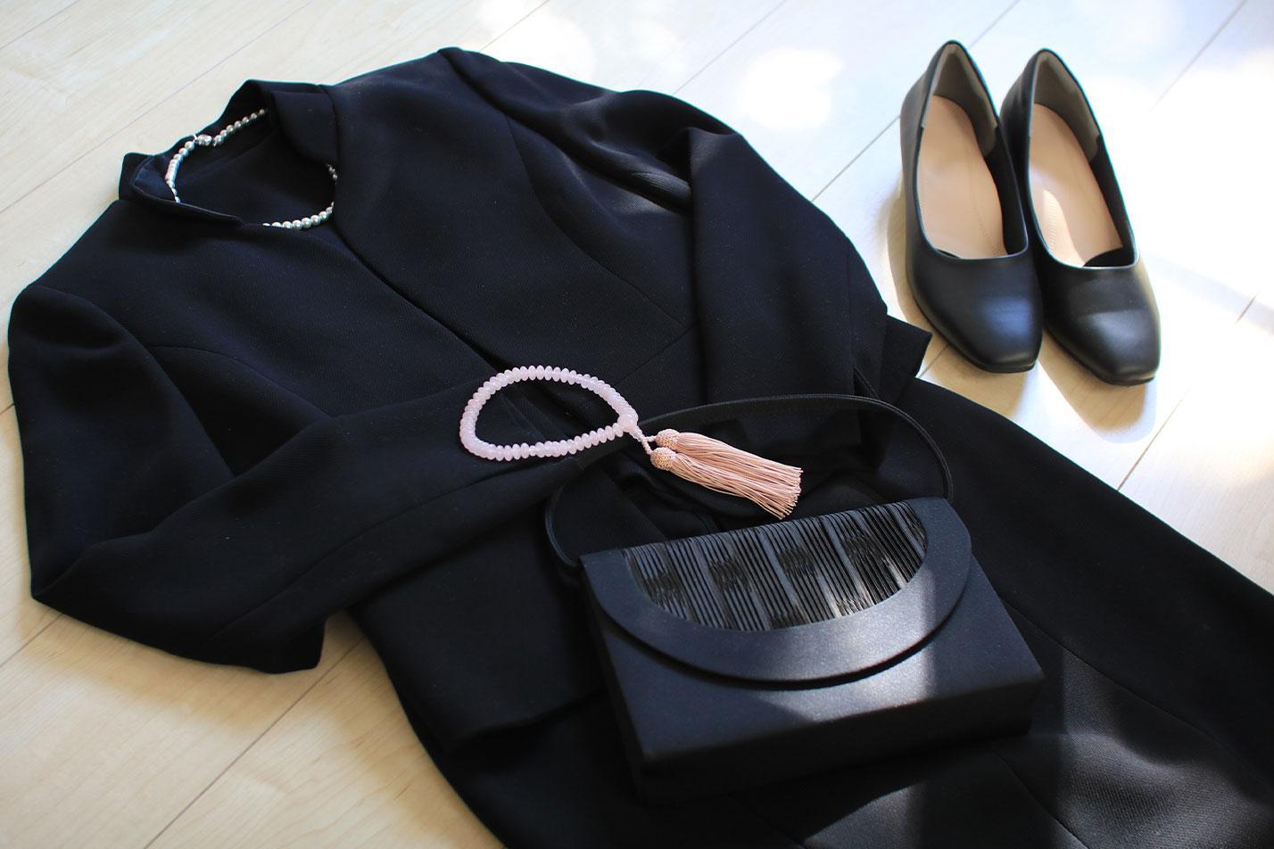 【湖西市】お通夜・告別式の服装や持ち物についてのイメージ画像